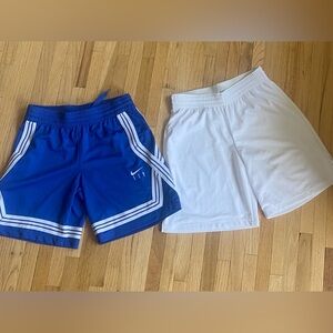 Girls Youth Large Shorts. Nike and DSG